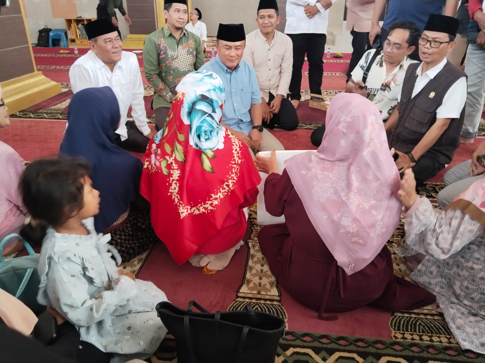Baznas Kuningan meluncurkan Program Ultra Mikro Berbasis Masjid
