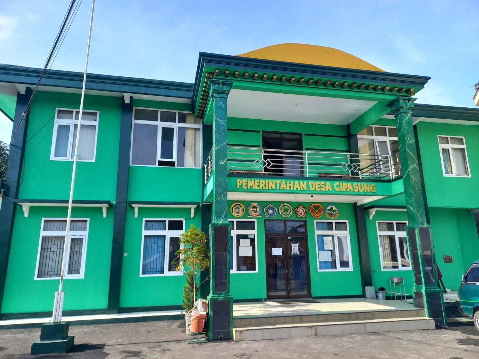 Pemerintah Desa Cipasung meningkatkan pelayanan publik dan pembangunan desa bersama masyarakat di Kecamatan Darma Kabupaten Kuningan