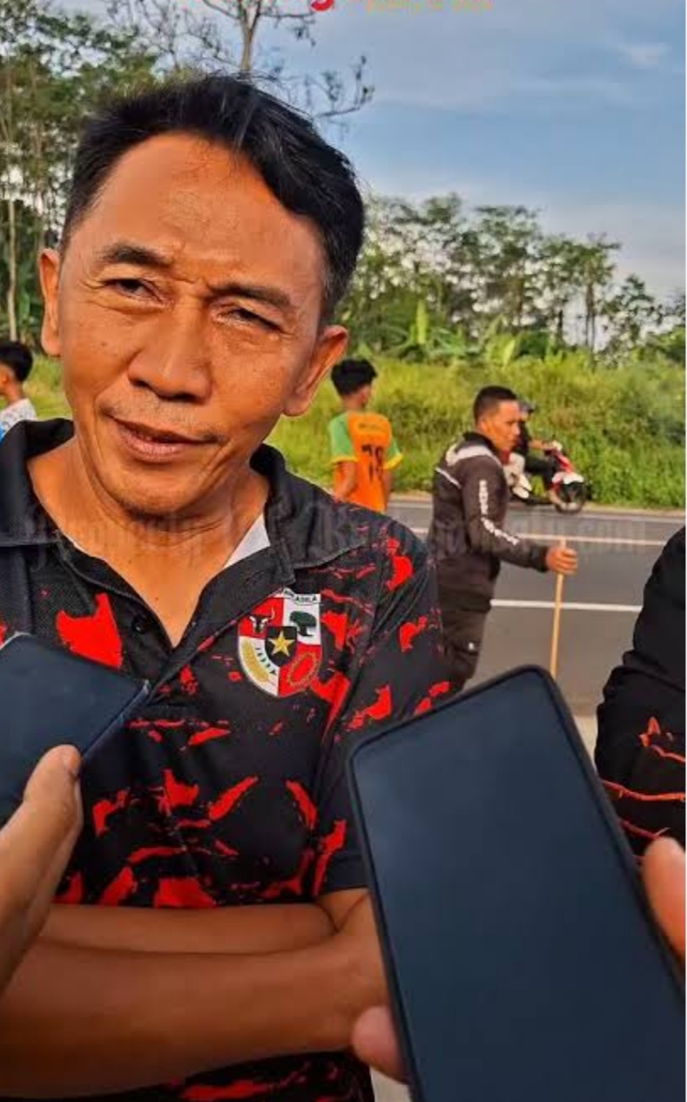 Yanto Rusdianto Ketua PAC Pemuda Pancasila Kecamatan Jalaksana menyampaikan belasungkawa atas wafatnya Bung Gunawan Ketua PAC Pemuda Pancasila Japara.