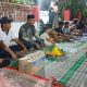 Pemdes Margasari bersama warga mengikuti kegiatan botram atau makan bersama