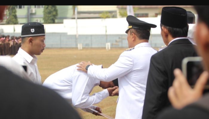 Dua Warga Binaan di Kuningan Terima Remisi HUT ke-81 Kemerdekaan RI