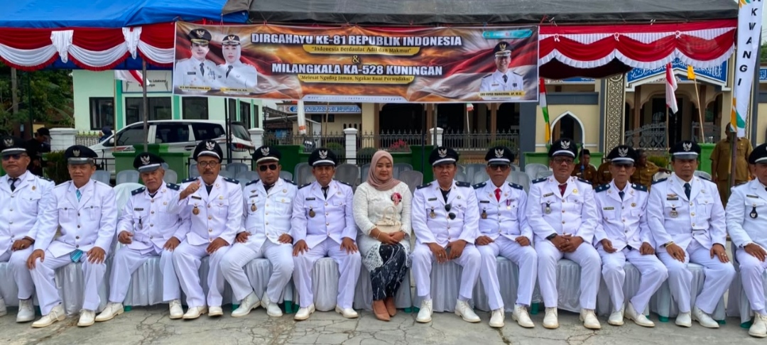 Forkopincam Lebakwangi bersama masyarakat memperingati HUT RI ke-81