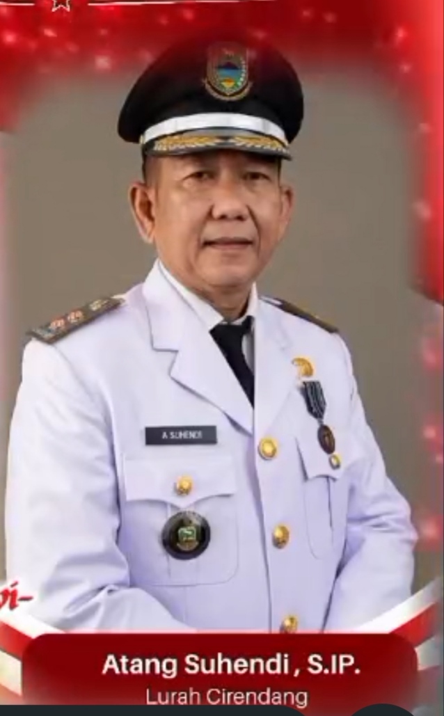 Lurah Cirendang Atang Suhendi menyampaikan ucapan HUT RI ke-81 kepada masyarakat