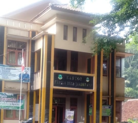 Pemdes Jamberama Kecamatan Salajambe meningkatkan pelayanan masyarakat dan mendorong pemerintahan desa yang transparan dan responsif