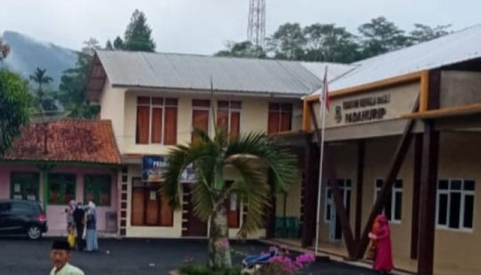 Pemdes Padahurip Salajambe Kuningan Komitmen Dorong Kemajuan dan Kesejahteraan Desa