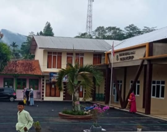 Pemdes Padahurip Kecamatan Salajambe mendorong pembangunan dan pemberdayaan masyarakat untuk meningkatkan kesejahteraan warga Kabupaten Kuningan