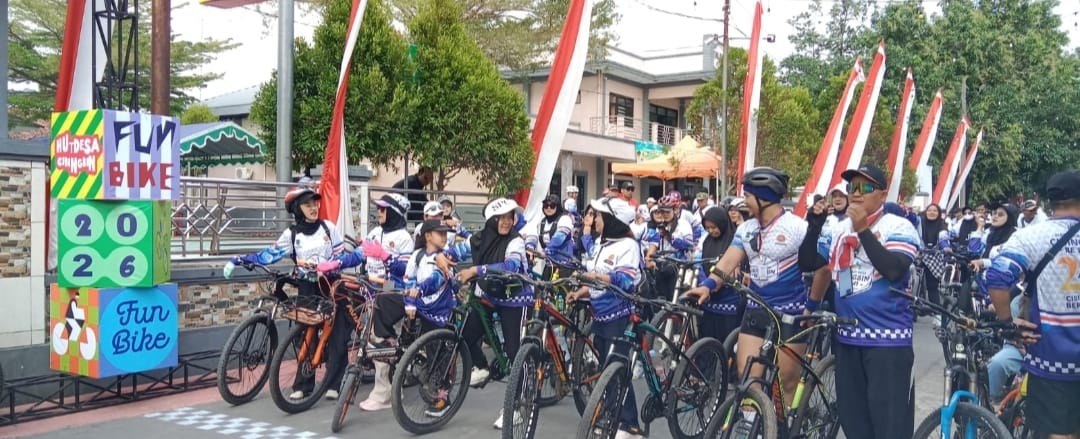Gowes Sehat Kecamatan Cibingbin Kabupaten Kuningan diikuti masyarakat dengan penuh semangat