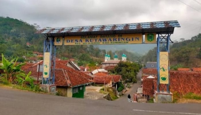 Pemdes Kutawaringin Salajambe terus Berbenah ,Akses Jalan Prioritas Kebersihan
