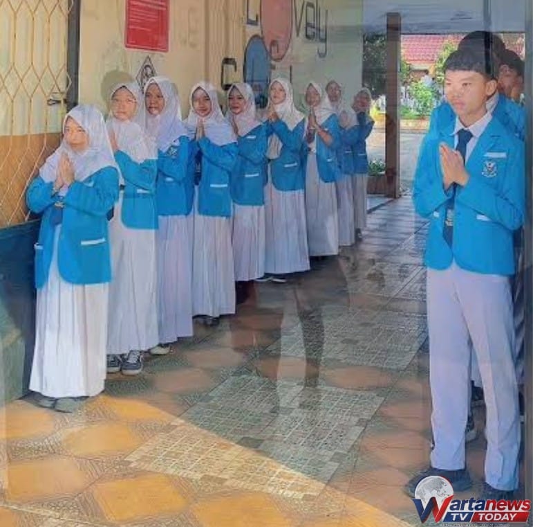 Kegiatan pembelajaran dan pengembangan karakter siswa SMPN 3 Kuningan di Kabupaten Kuningan