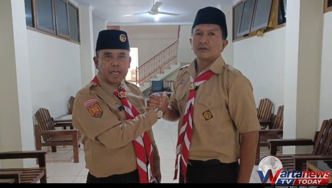 Camat Luragung dan Camat Ciawigebang mengajak suporter menjaga sportivitas menjelang final Bupati Cup 2026 Kabupaten Kuningan.