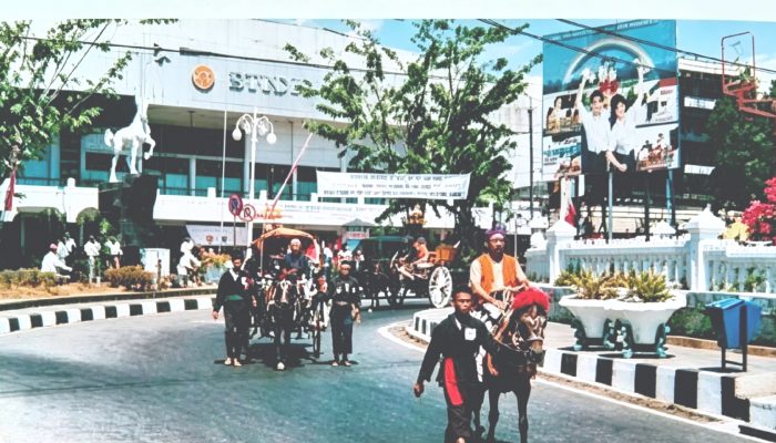 Kuningan Plaza: Pusat Hiburan Kota Kuda di Era 90-an