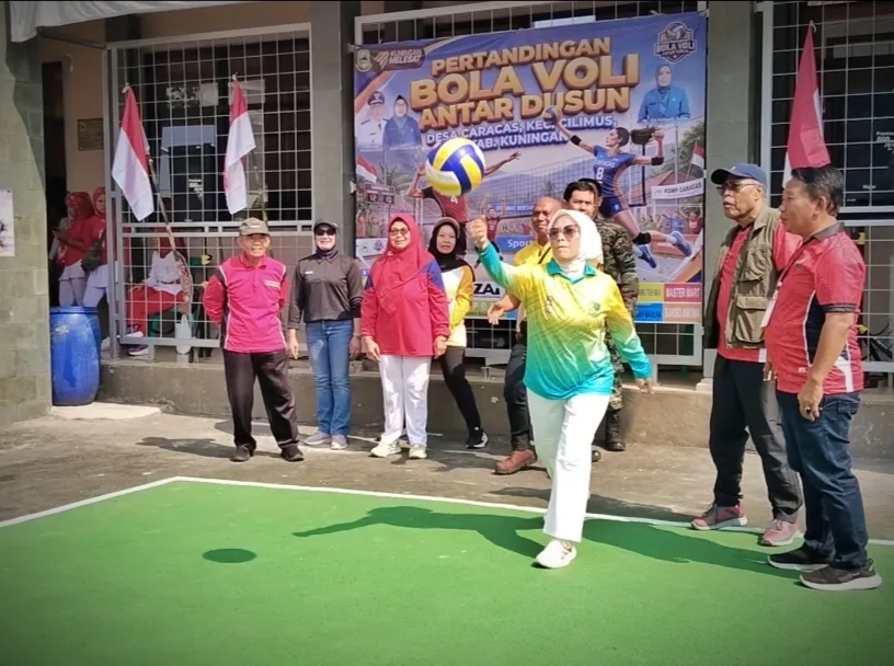 Hj. Ela Helayati Ajak Warga Jaga Persatuan Lewat Turnamen Voli HUT RI 2026 di Desa Caracas