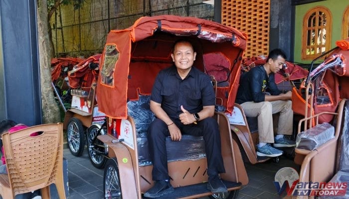 H. Cecep Husen, SE Fasilitasi Penyerahan 200 Becak Listrik Bantuan Presiden Prabowo di Kajene Forest Kuningan