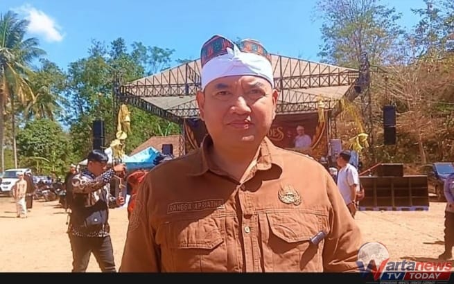 Kadis DPMD Kuningan Rangga Apriatna menghadiri Milangkala ke-474 Desa Cipedes Kecamatan Ciniru