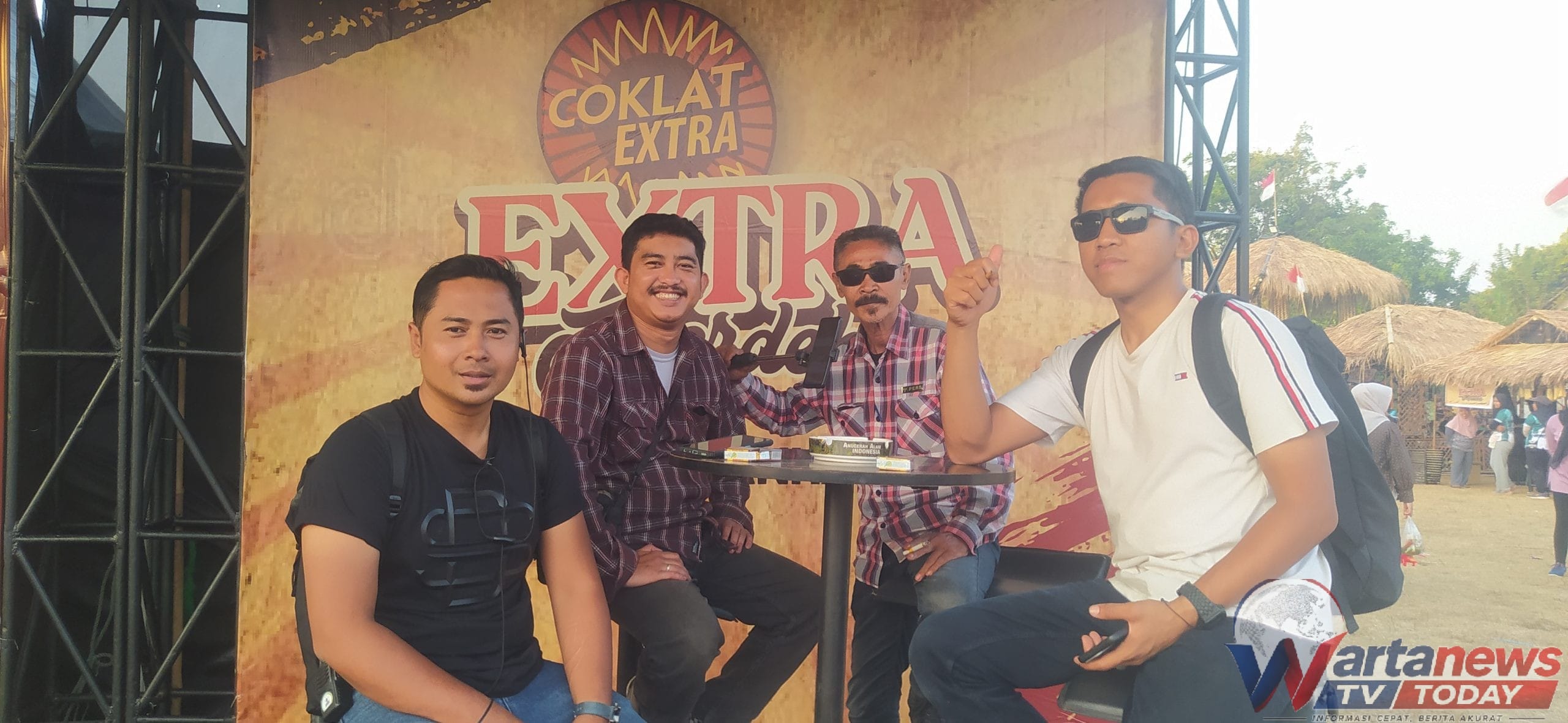 Coklat Kita Pesta Rakyat memeriahkan suasana masyarakat Desa Tajungkerta Kuningan
