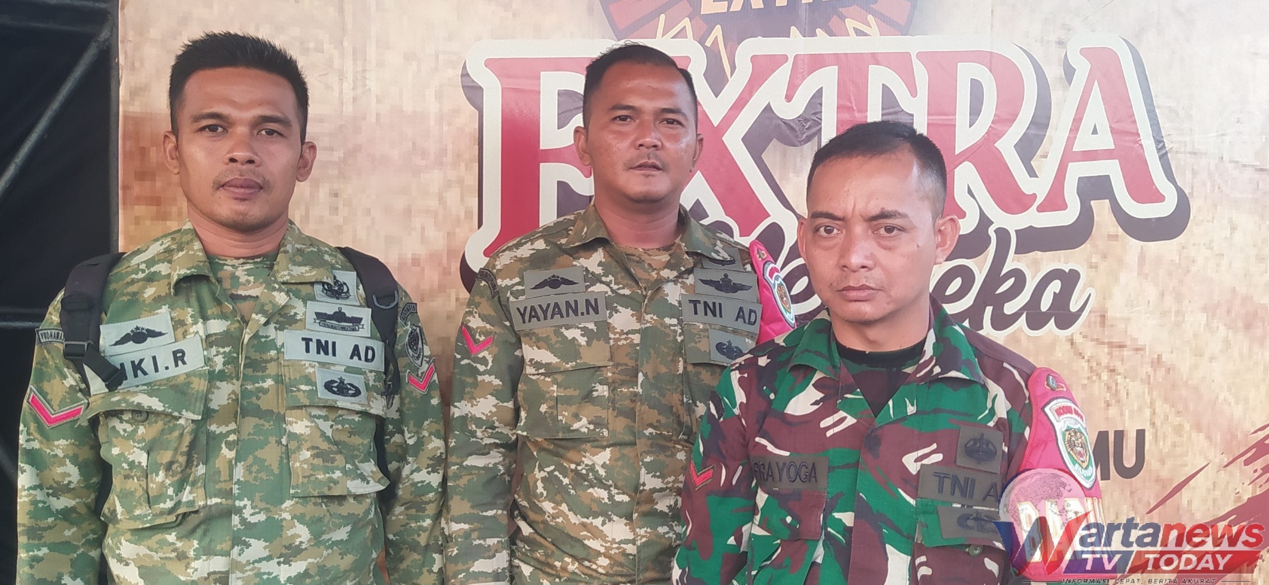 Babinsa Koramil 1505 Ciwaru monitoring Pesta Rakyat di Desa Tajungkerta Kuningan