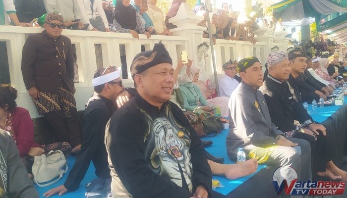 Direktur Bank Kuningan H. Dodo Warda SE MM, Hadiri Seba Sapton dan Babarit Hari Jadi ke-528 Kuningan