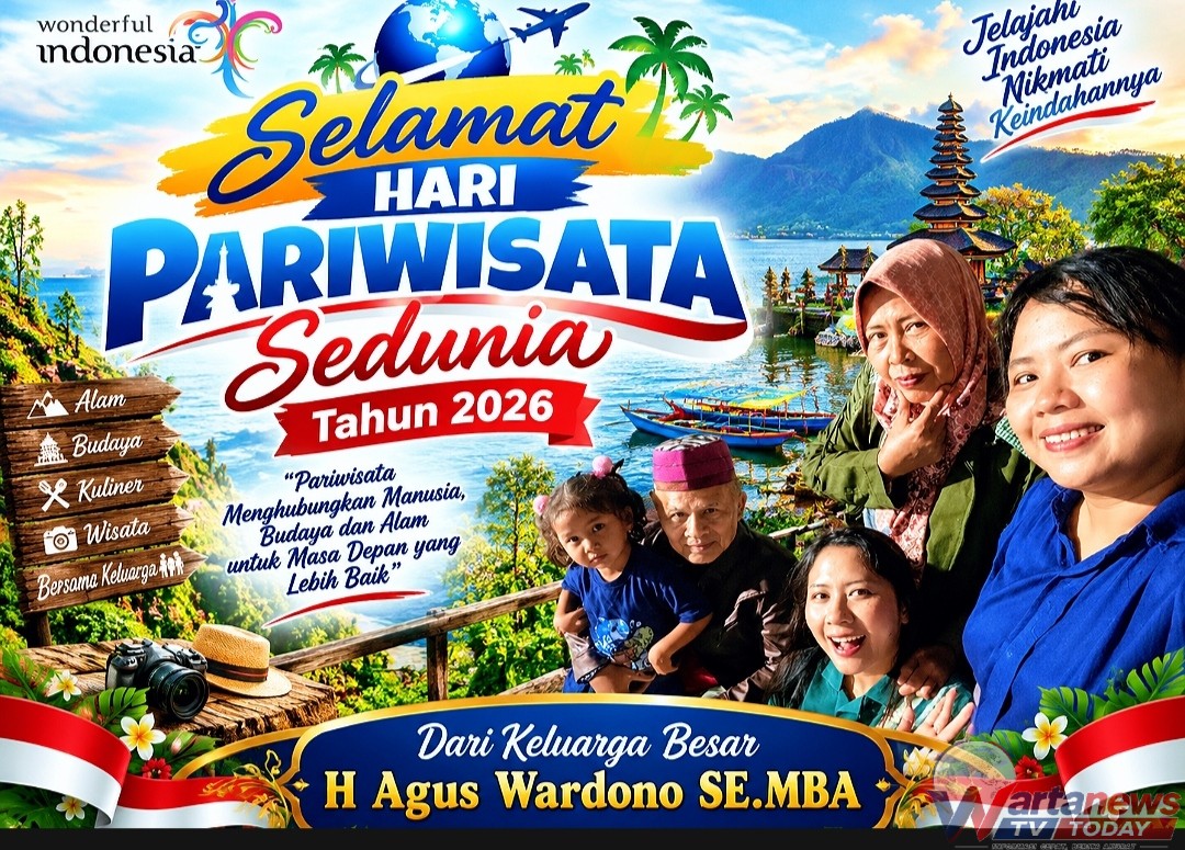 Keluarga H. Agus Wardono mengikuti kegiatan kemping dalam rangka Hari Pariwisata Sedunia di Kuningan
