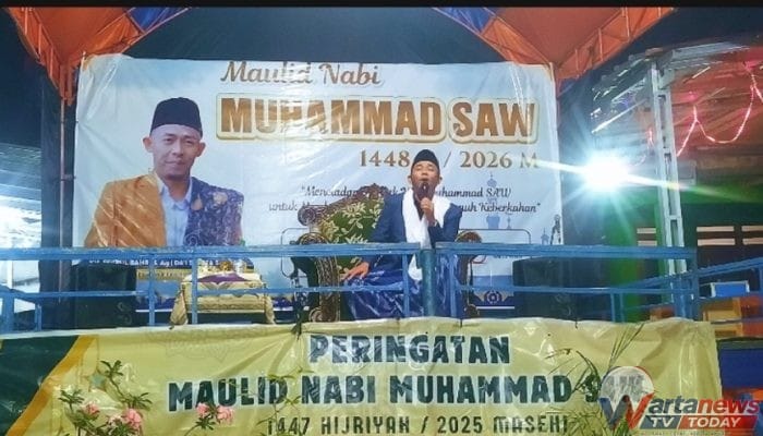 KH Saeful Bahri S.Ag, “Dai Sejuta Suara”, Hadir di Musholah Miftahul Jannah Cibeureum