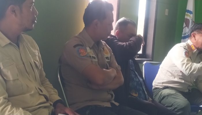 Operasi Pekat Satpol PP Kuningan Sasar Rumah Kos, Dugaan Aktivitas Prostitusi Diperiksa