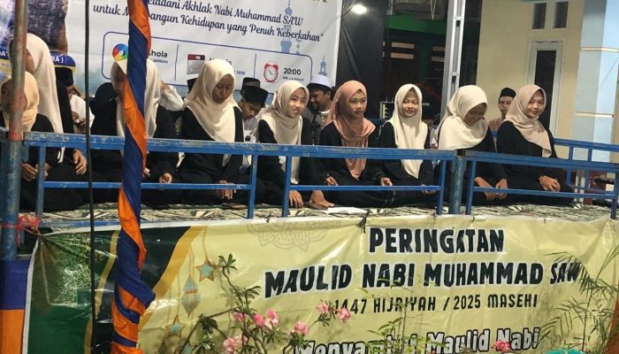 Rebana IRMAS Miftahul Jannah Tampil Meriahkan Peringatan Maulid Nabi di Dusun 4 Desa Cibeureum