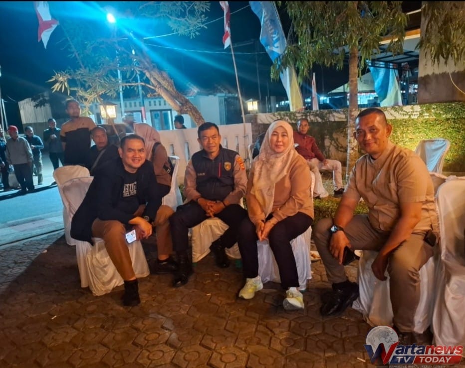 Sekdis Kesbangpol Kuningan MH Khadafi Mufti menghadiri Bupati Saba Lembur
